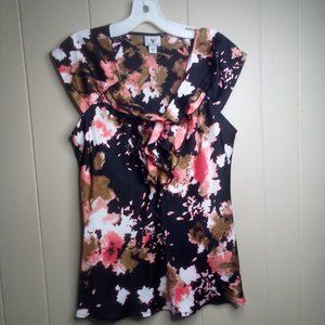 Free With Bundle omen's Floral Ruffle Top